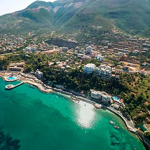 **** Hotel New York Albania